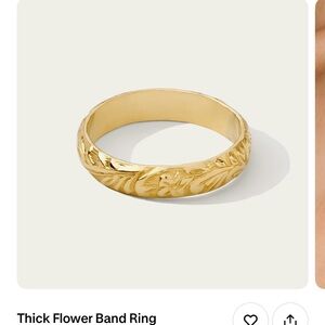 Intricate Gold Floral Ring